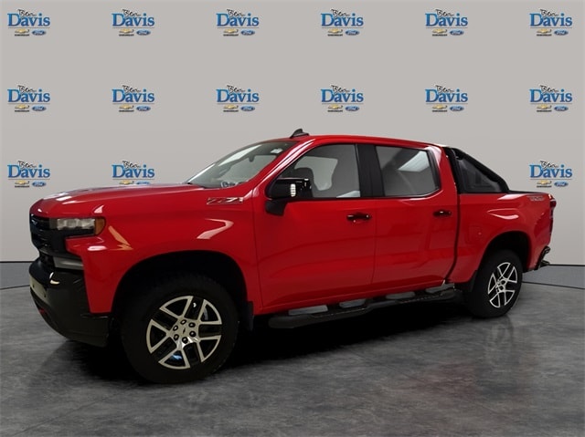 Used 2020 Chevrolet Silverado 1500 LT Trail Boss with VIN 1GCPYFEL5LZ205147 for sale in Auburn, IN