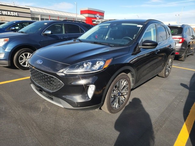 2022 Ford Escape Titanium
