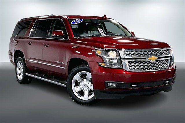 2018 Chevrolet Suburban LT's photo