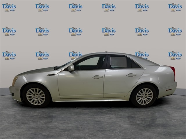 Used 2013 Cadillac CTS Sedan Luxury Collection with VIN 1G6DE5E54D0105878 for sale in Auburn, IN