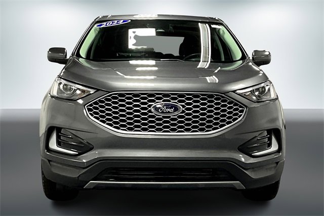 2024 Ford Edge SEL photo 2