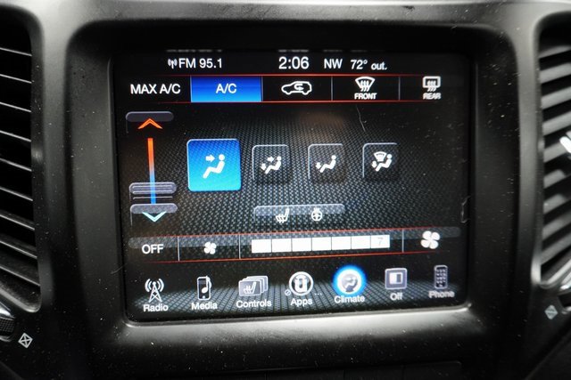 2014 Jeep Cherokee Latitude photo 3