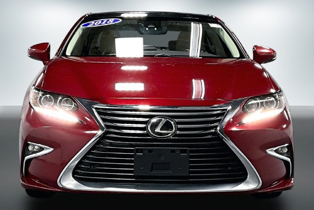 Used 2018 Lexus ES 350 with VIN 58ABK1GG0JU100772 for sale in Auburn, IN