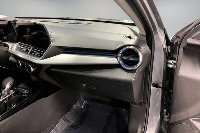 2025 Chevrolet Trax LT - Photo 24
