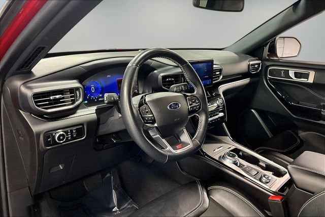 2023 Ford Explorer ST - Photo 17