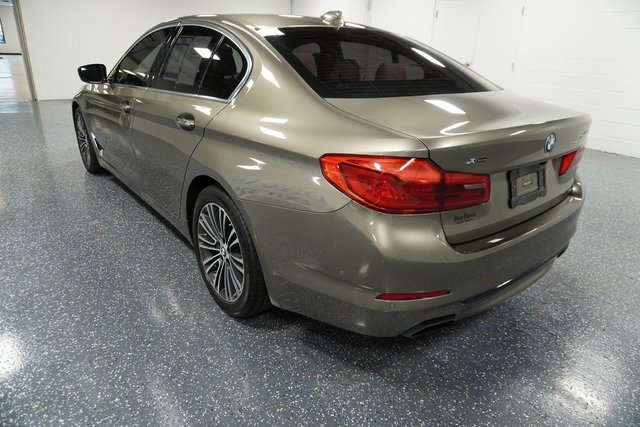 2017 Bmw 540i xDrive photo 2
