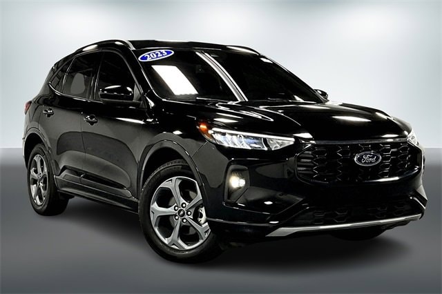 2023 Ford Escape ST-Line Select's photo