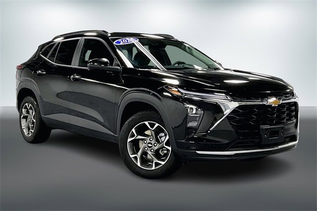 2025 Chevrolet Trax LT's photo