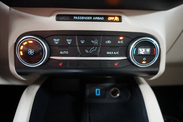 2020 Ford Escape SE photo 4