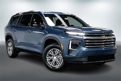 2026 Chevrolet Traverse LT SUV