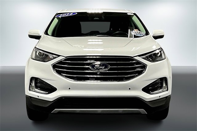 2024 Ford Edge SEL photo 2