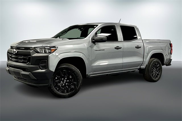 2026 Chevrolet Colorado Work Truck photo 2