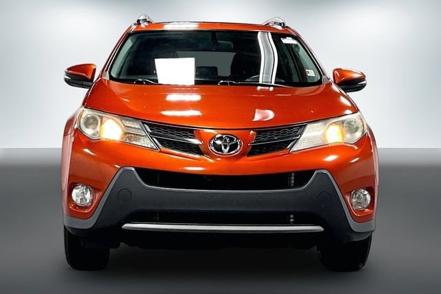 Used 2015 Toyota RAV4 XLE with VIN 2T3RFREV9FW240196 for sale in Auburn, IN