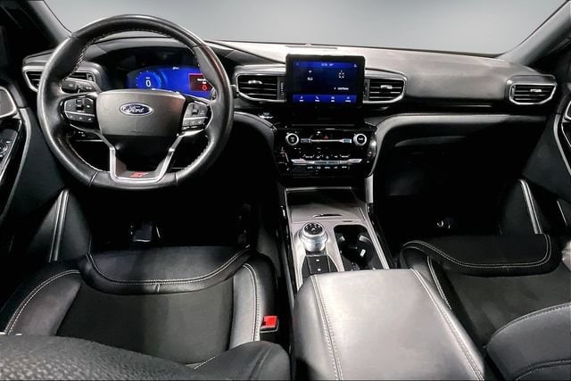 2023 Ford Explorer ST - Photo 8
