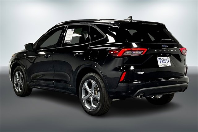 2023 Ford Escape ST-Line Select photo 4