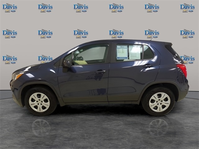 Used 2018 Chevrolet Trax LS with VIN 3GNCJKSB1JL167287 for sale in Auburn, IN