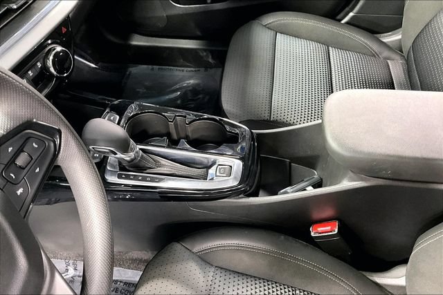 2025 Chevrolet Trax LT - Photo 17