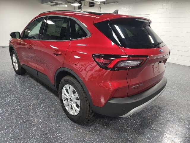 2025 Ford Escape Active photo 2