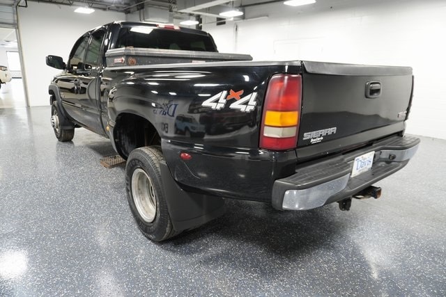 Used 2002 Chevrolet Silverado 3500 LT with VIN 1GCJK39182E217829 for sale in Auburn, IN