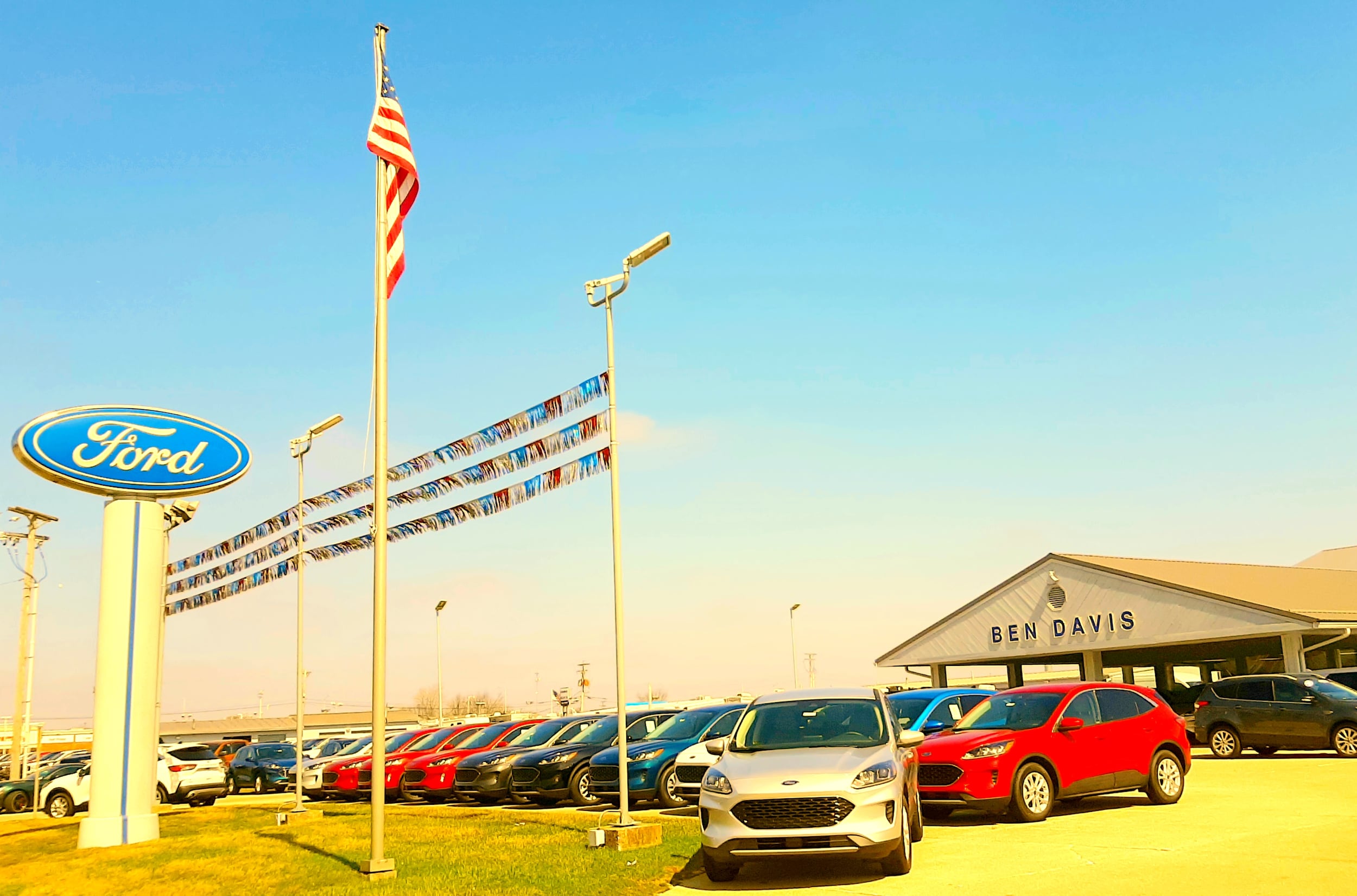 Ben Davis Ford in Auburn IN Store Front