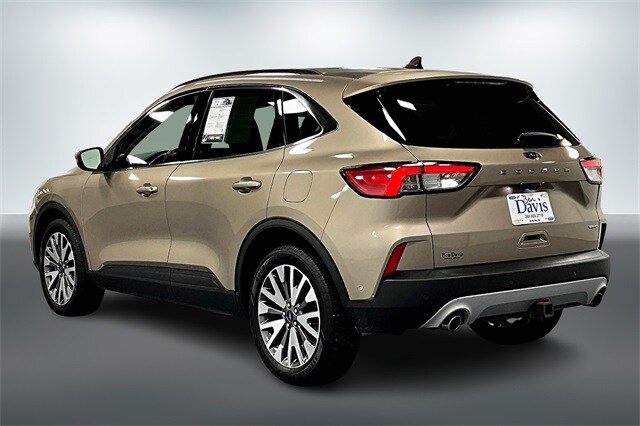 2020 Ford Escape Titanium photo 4