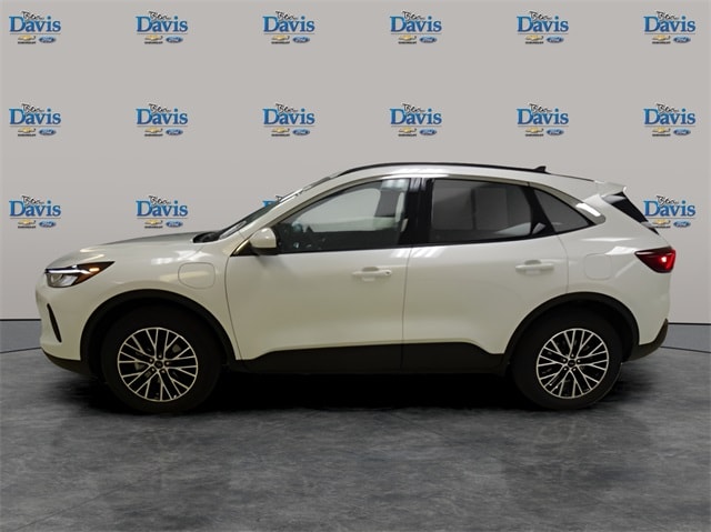 Used 2023 Ford Escape PHEV with VIN 1FMCU0E10PUB19460 for sale in Auburn, IN