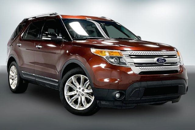 Used 2015 Ford Explorer XLT with VIN 1FM5K8D85FGA13434 for sale in Auburn, IN