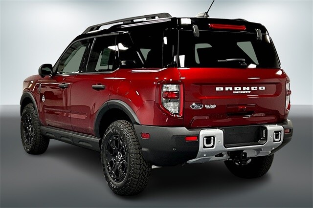 2025 Ford Bronco Sport Outer Banks photo 2