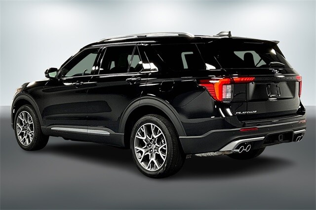 2025 Ford Explorer Platinum photo 3