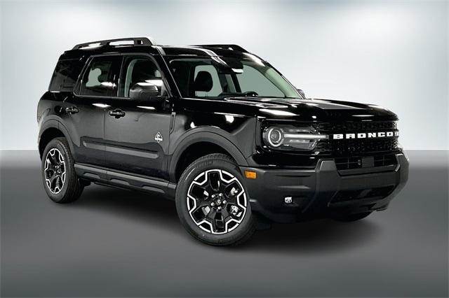 2025 Ford Bronco Sport Outer Banks's photo