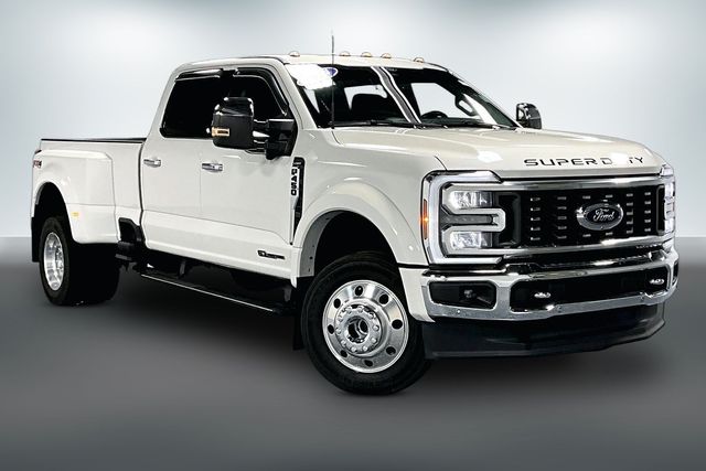2024 Ford F-450 Lariat 4x4 Crew Cab 8' Box DRW's photo
