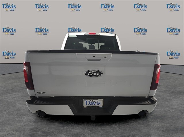 2025 Ford F-150 XLT photo 4