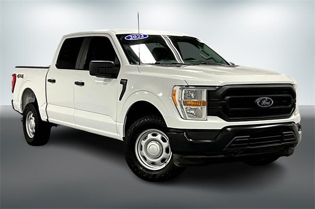 2022 Ford F-150 XL's photo