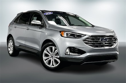 2020 Ford Edge Titanium SUV
