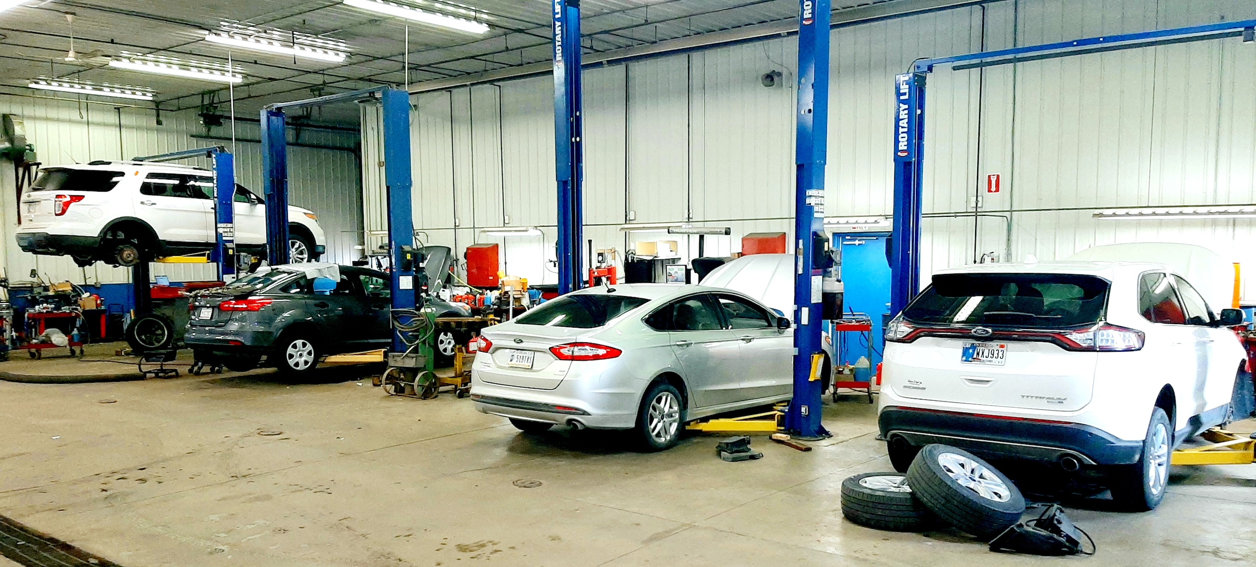 New Ford & Used Car dealership in Auburn, IN Ben Davis Ford