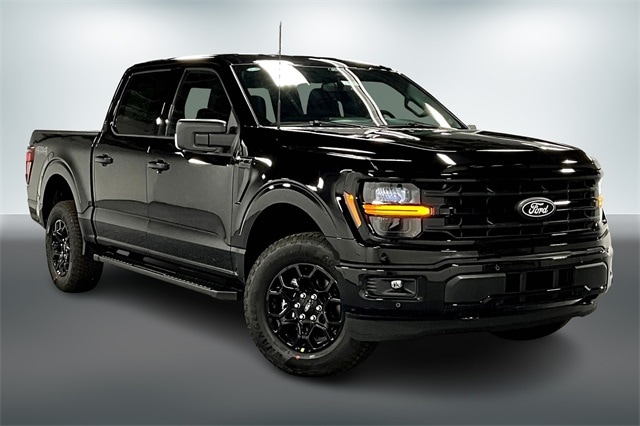 2025 Ford F-150 XLT's photo