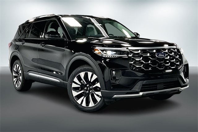 2026 Ford Explorer Platinum's photo
