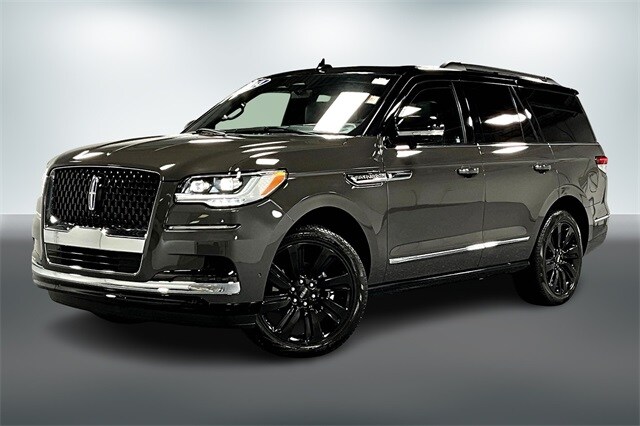 2024 Lincoln Navigator Black Label photo 3