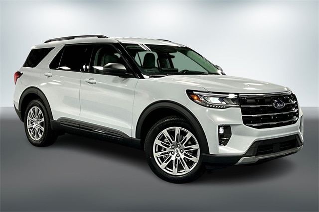 2026 Ford Explorer Active's photo