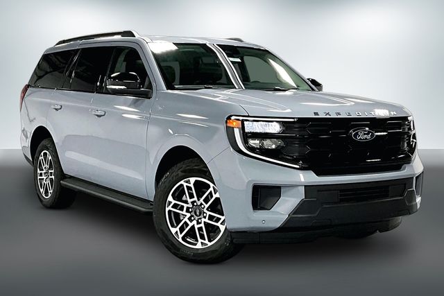 2026 Ford Expedition Active 4x4's photo