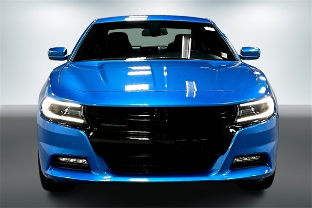 2019 Dodge Charger SXT photo 2