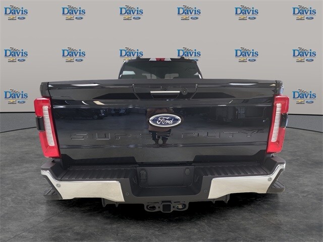 2024 Ford F-250 Lariat photo 4