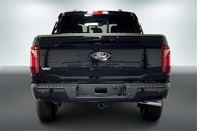 2025 Ford F-150 XLT photo 4