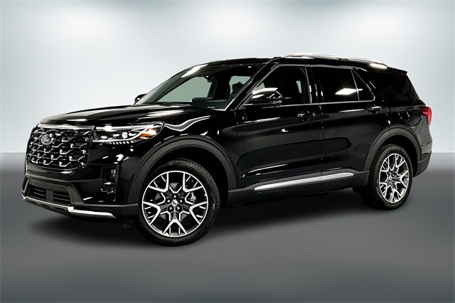 2025 Ford Explorer Platinum photo 2