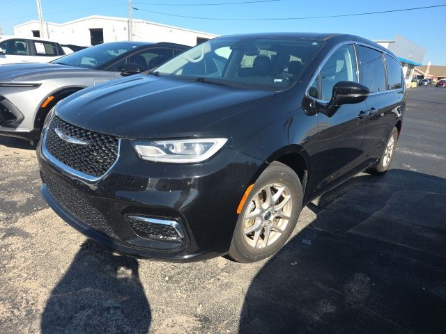 2024 Chrysler Pacifica