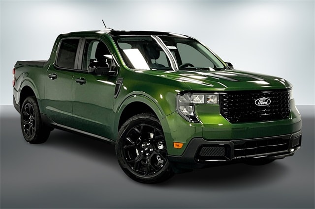 2025 Ford Maverick XLT's photo