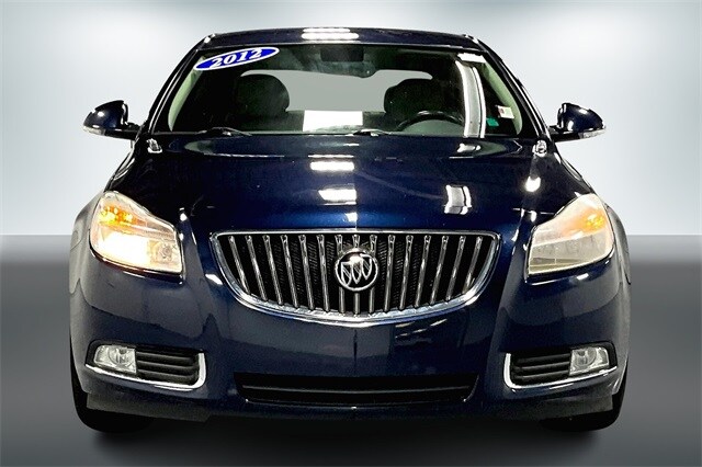 2012 Buick Regal Base photo 2