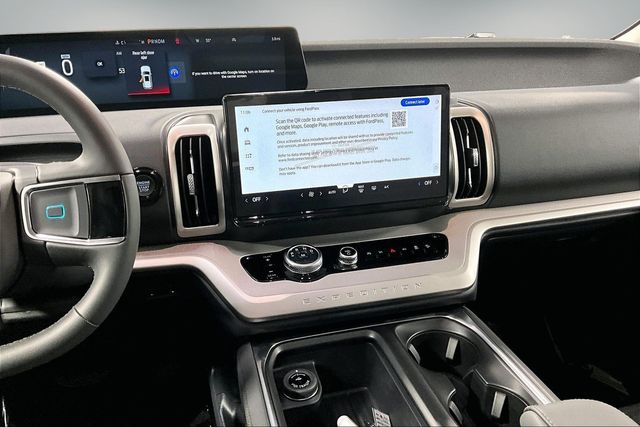 2026 Ford Expedition Active - Photo 6