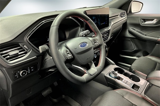 2026 Ford Escape ST-Line Elite photo 4