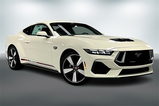 2025 Ford Mustang GT Premium's photo